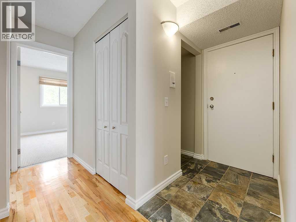 1540 29 Street Northwest Property Photo 3