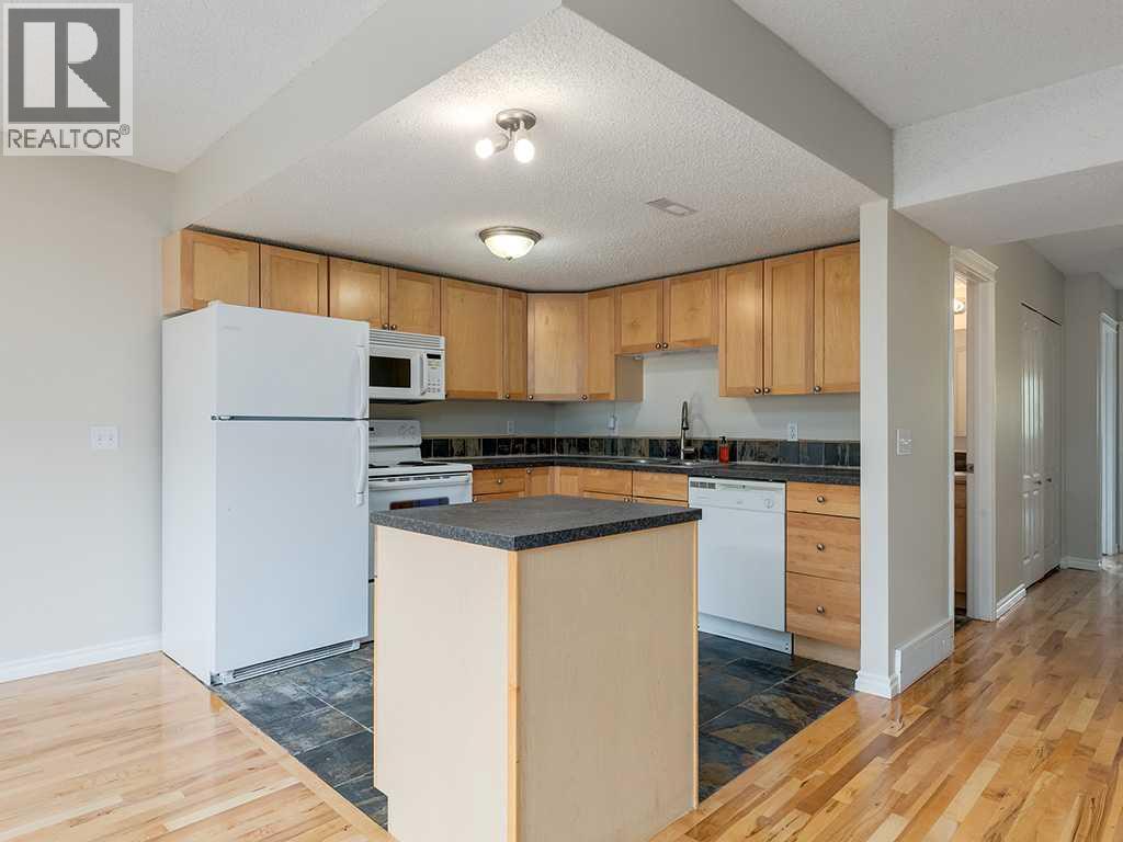 1540 29 Street Northwest Property Photo 6