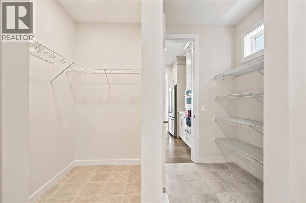 7164 11 Avenue Sw Property Photo 17