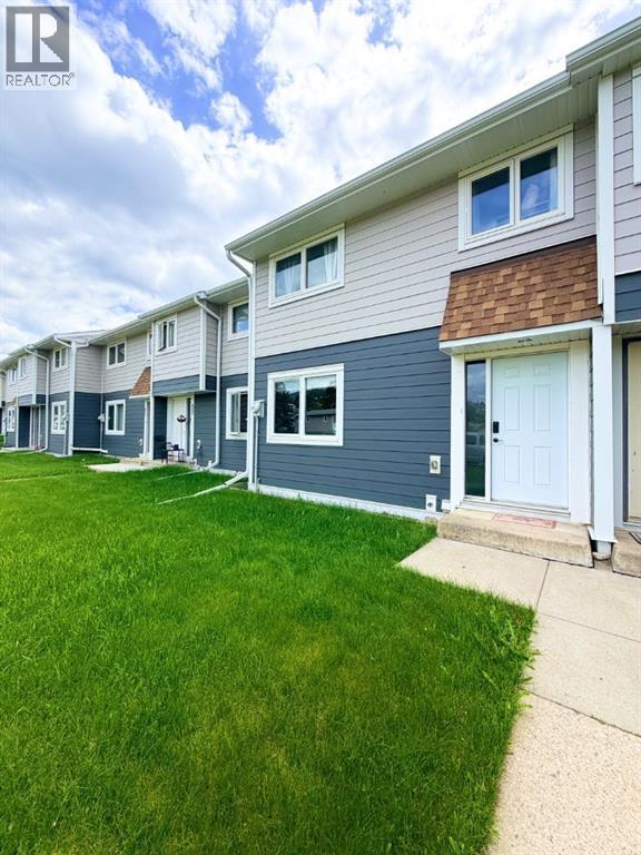 53 97 Avenue Property Photo 2