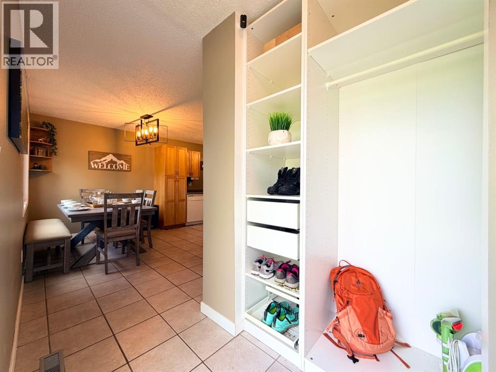 53 97 Avenue Property Photo 4