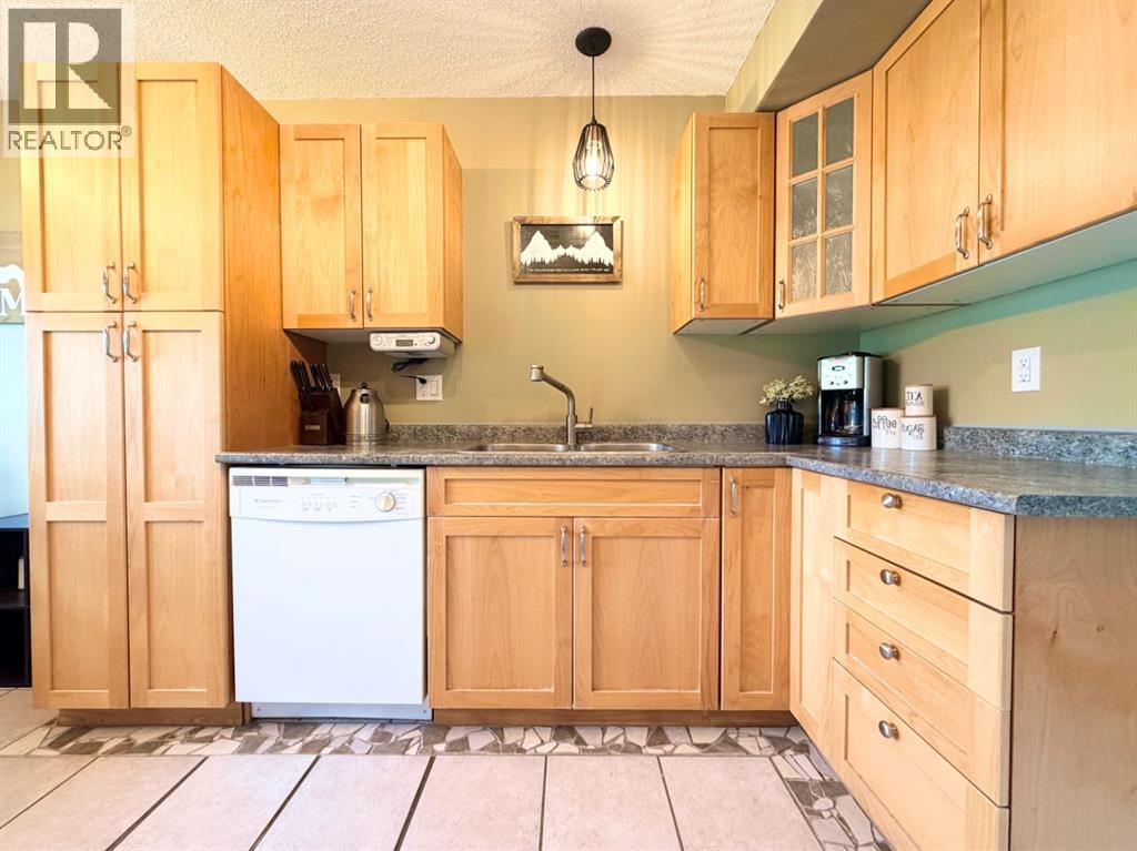53 97 Avenue Property Photo 14