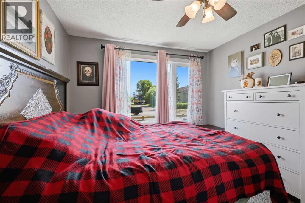 5928 51 Avenue Property Photo 15