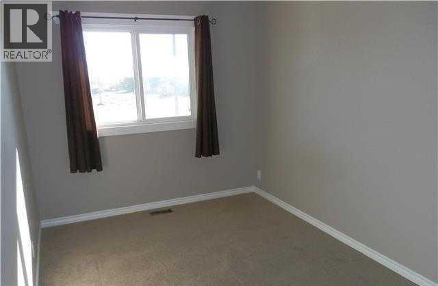 4906-4914 49 Street Property Photo 17