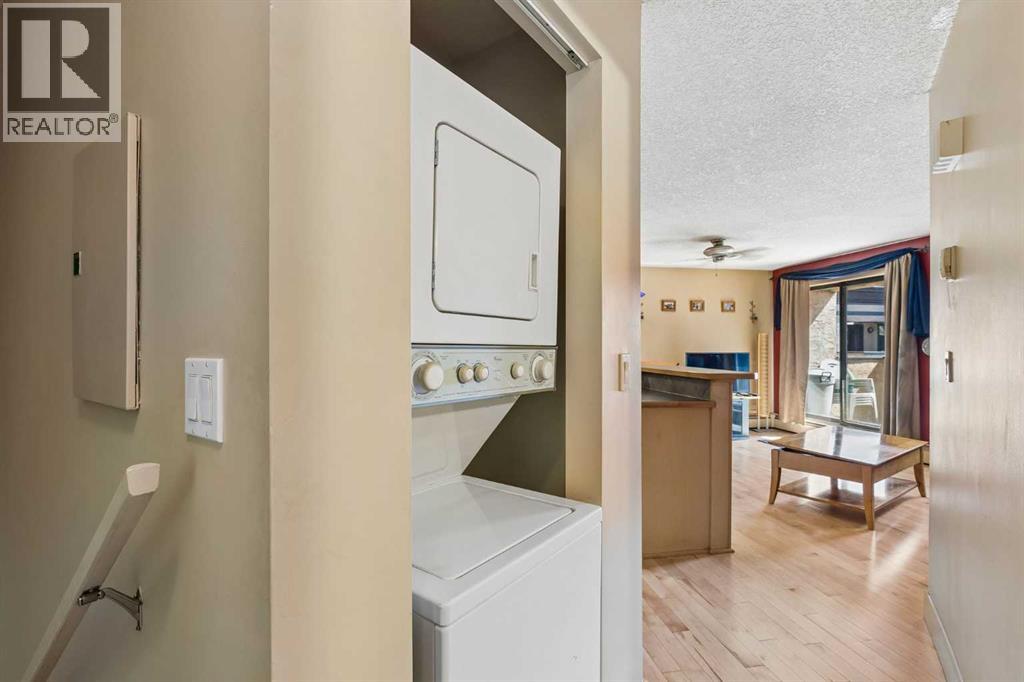 712 4 Street Northeast Property Photo 4
