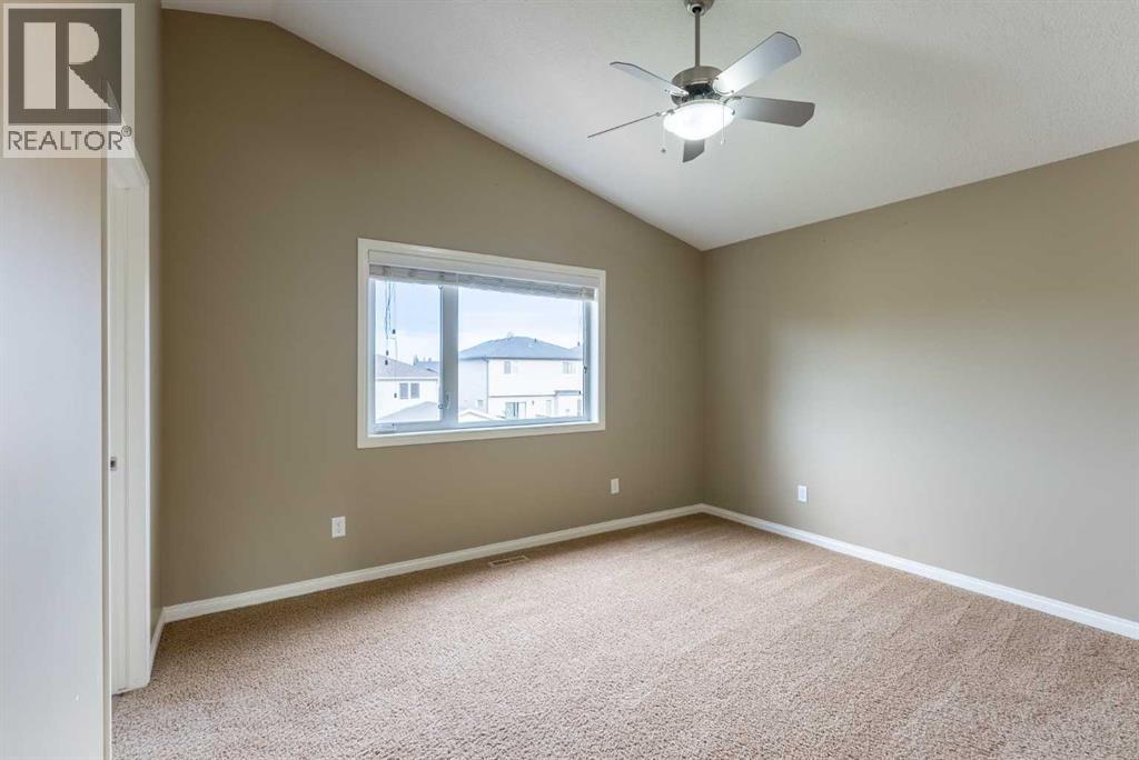17 Coalbanks Link W Property Photo 23