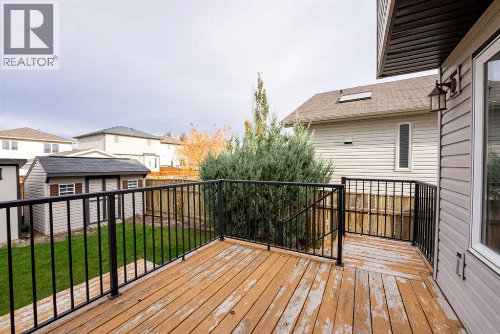 17 Coalbanks Link W Property Photo 37