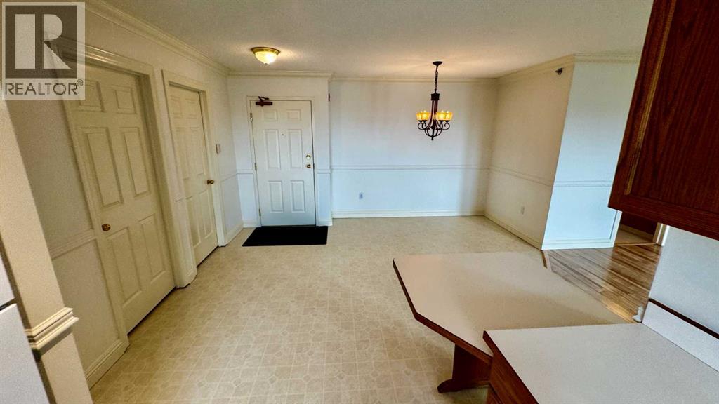 9919 99 Avenue Property Photo 10