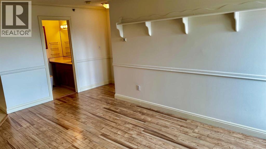 9919 99 Avenue Property Photo 12