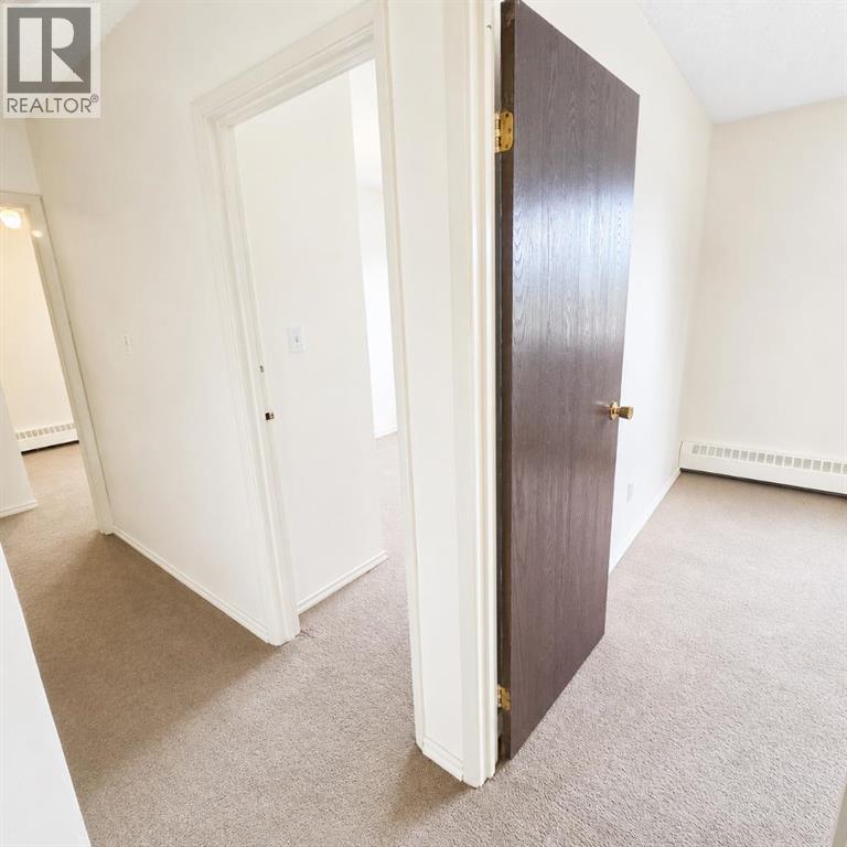 5611 10 Avenue Property Photo 12