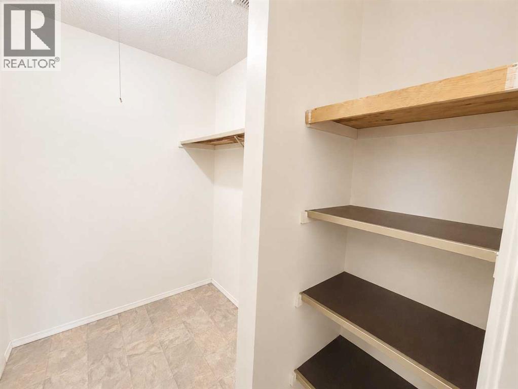 5611 10 Avenue Property Photo 24