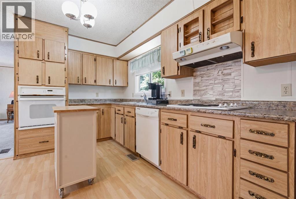 3011 Burroughs Manor Ne Property Photo 16