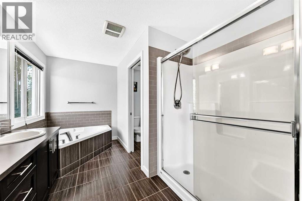325 Evanspark Gardens Nw Property Photo 21