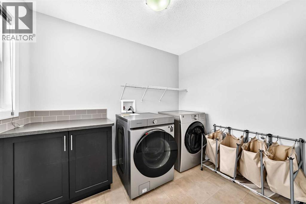 325 Evanspark Gardens Nw Property Photo 32