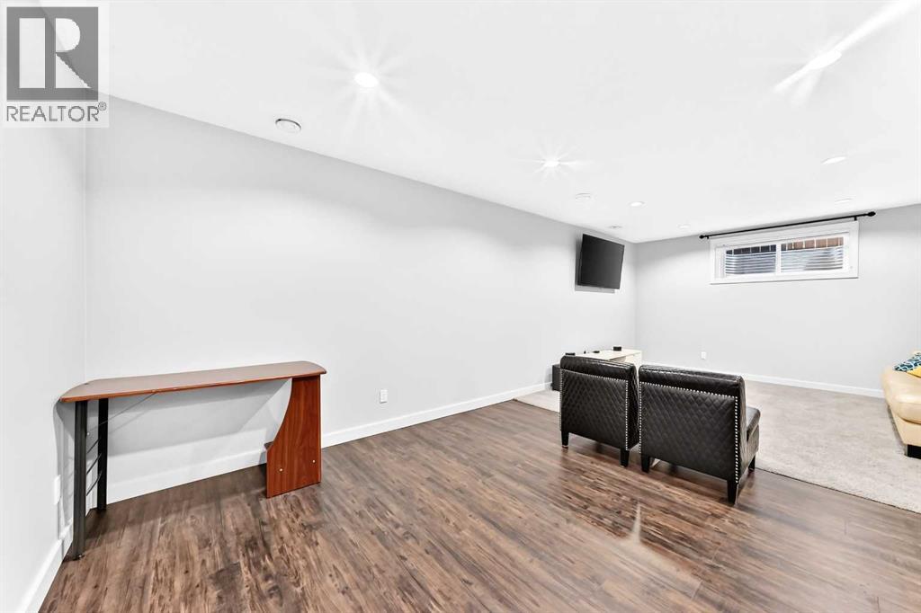 325 Evanspark Gardens Nw Property Photo 34