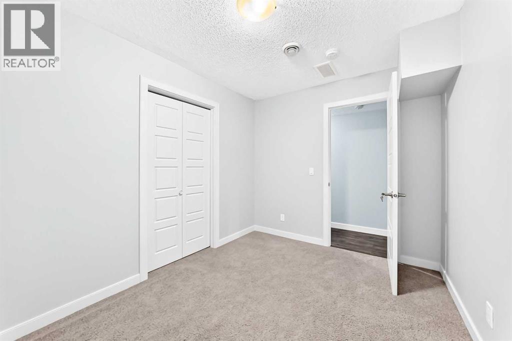 325 Evanspark Gardens Nw Property Photo 38