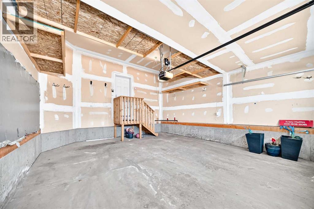 325 Evanspark Gardens Nw Property Photo 44