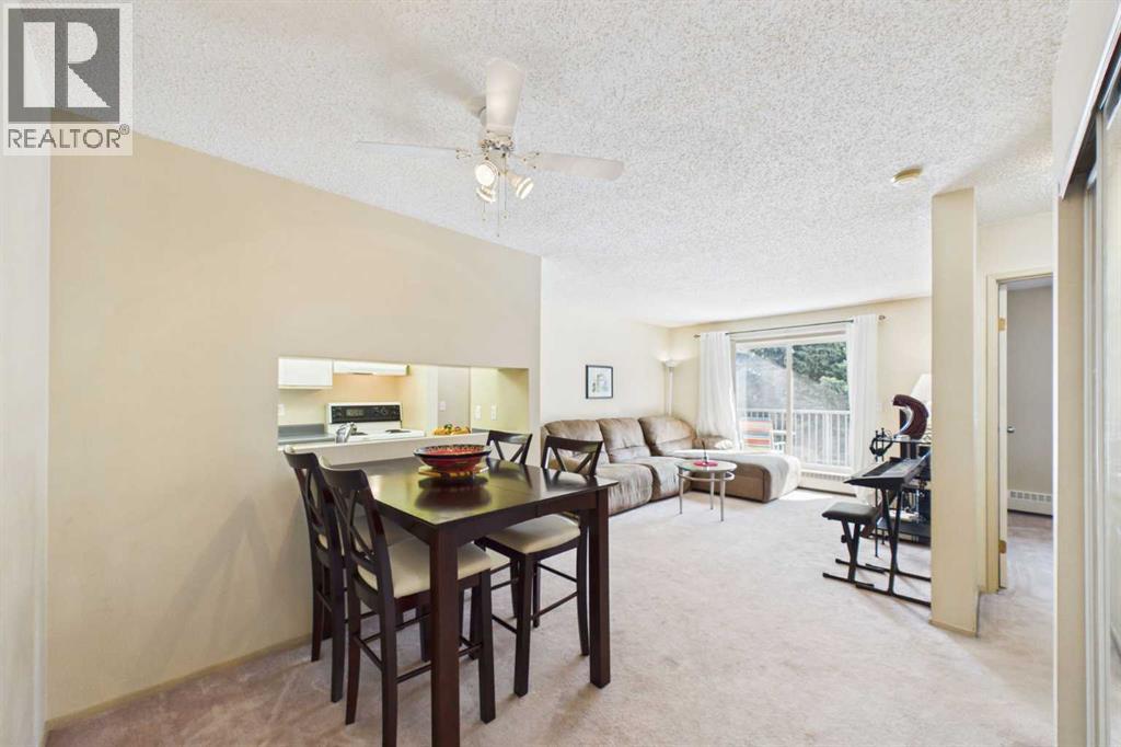21 Dover Point Southeast Property Photo 5