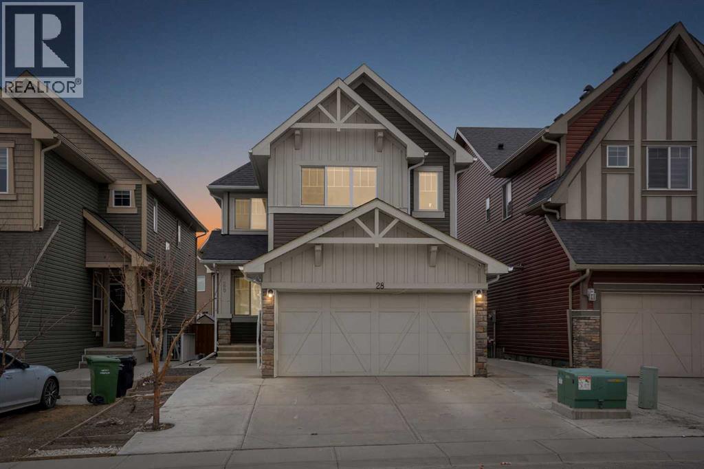 28 Saddlelake Common NE