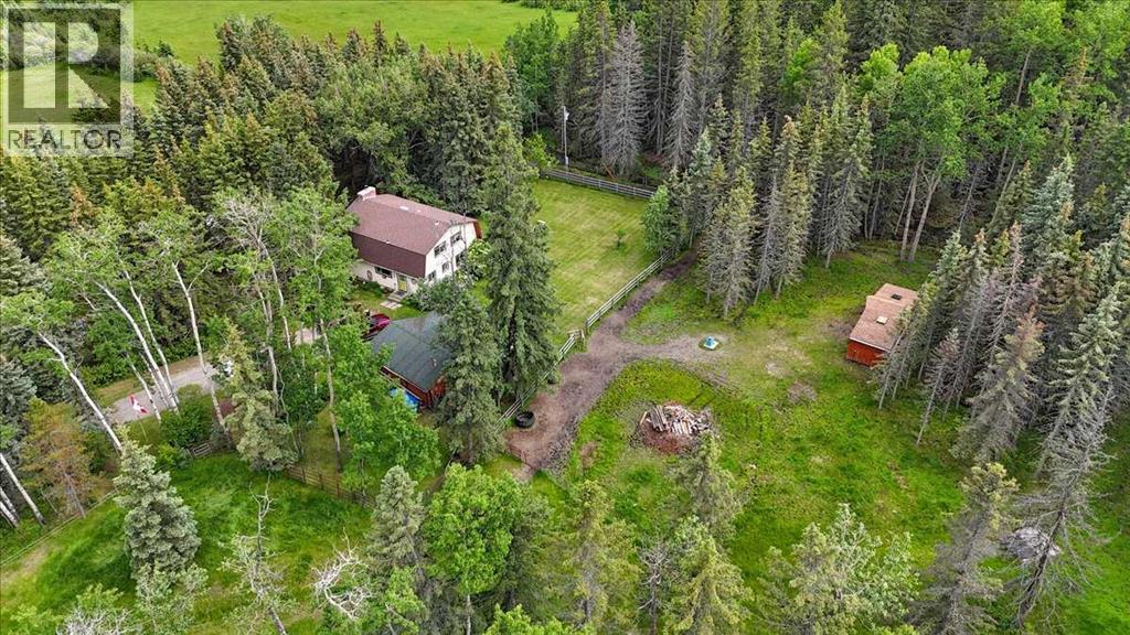 304241 278 Avenue W Property Photo 1