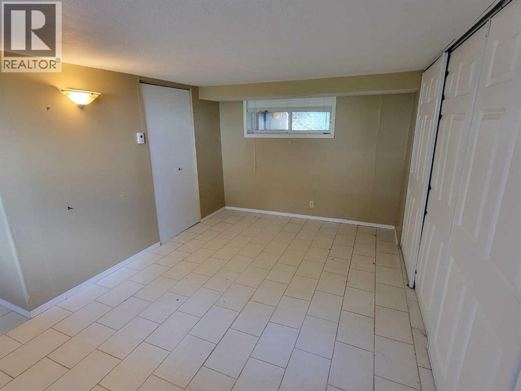 108 2 Avenue W Property Photo 28
