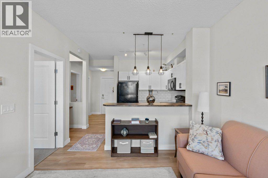 201 Sunset Drive Property Photo 7