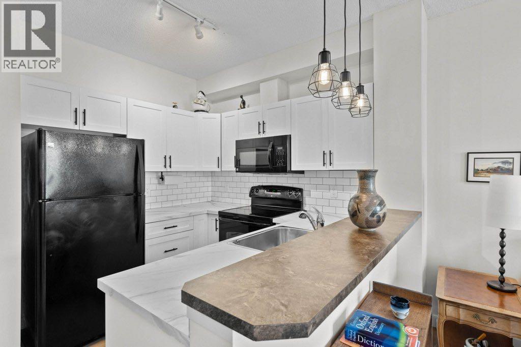201 Sunset Drive Property Photo 8