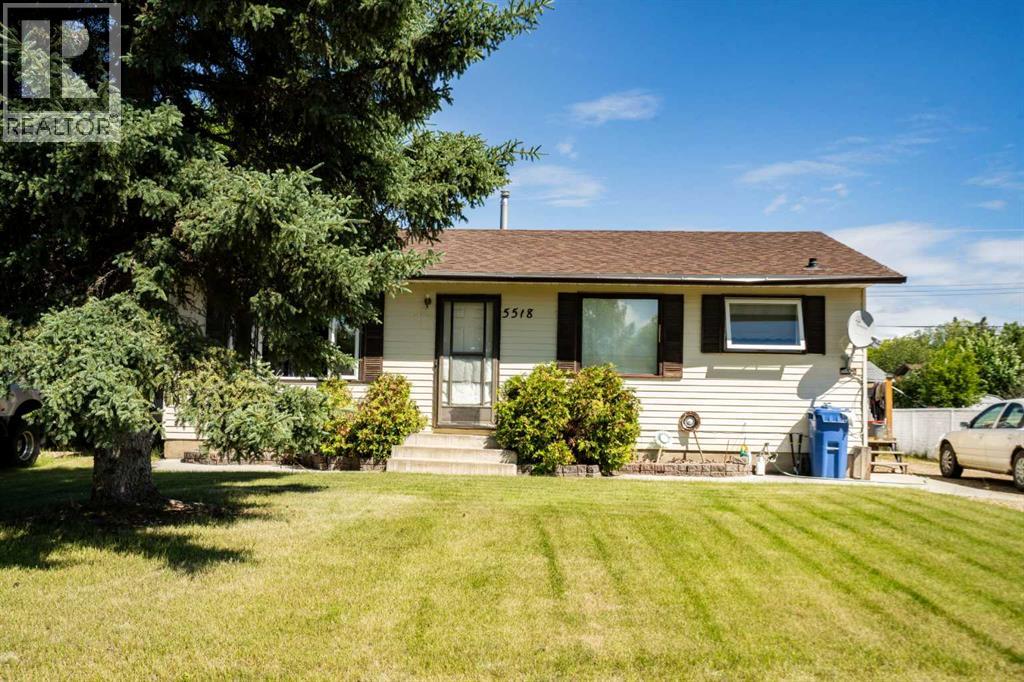 5518 47ave Property Photo 1