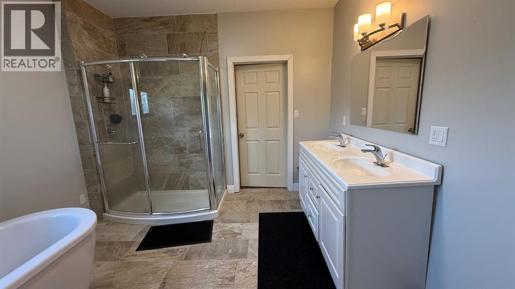171076 9 Highway Property Photo 14