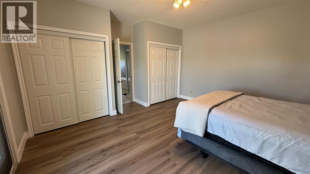171076 9 Highway Property Photo 18