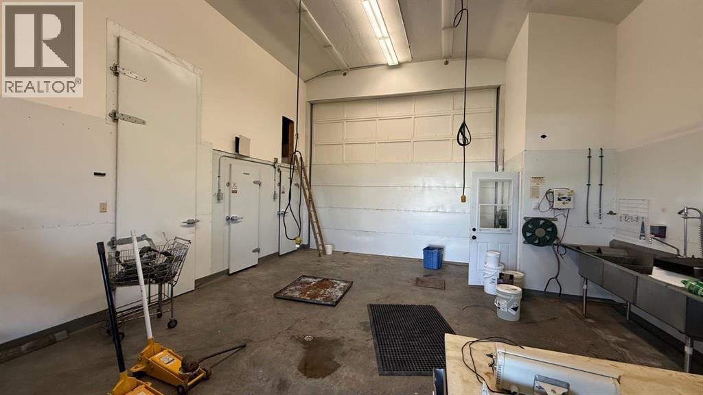 171076 9 Highway Property Photo 41