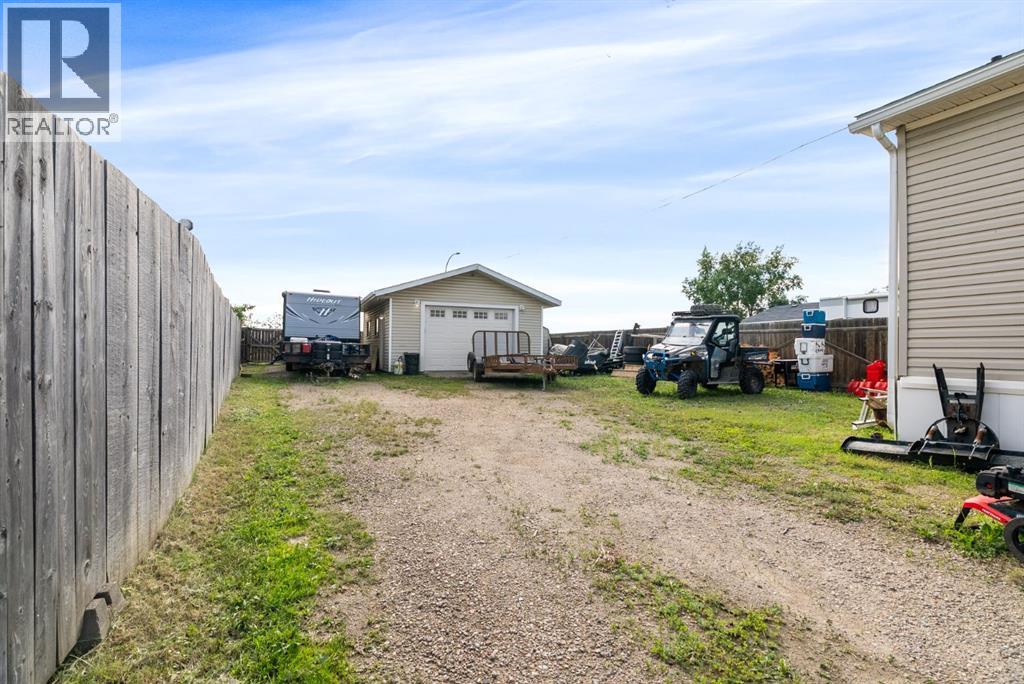 360 Grenfell Crescent Property Photo 21