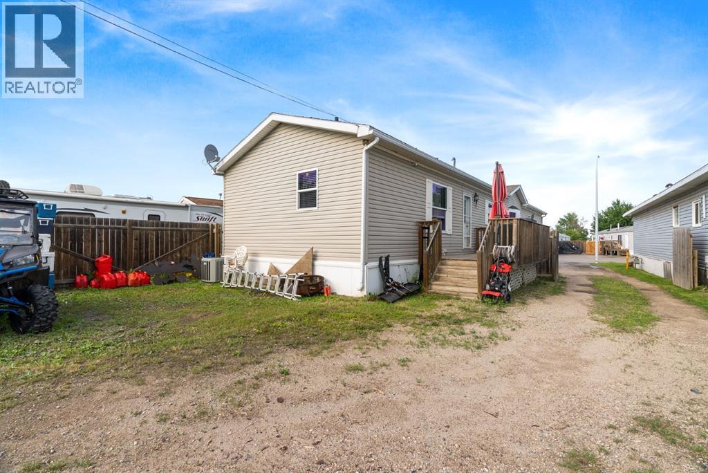 360 Grenfell Crescent Property Photo 23