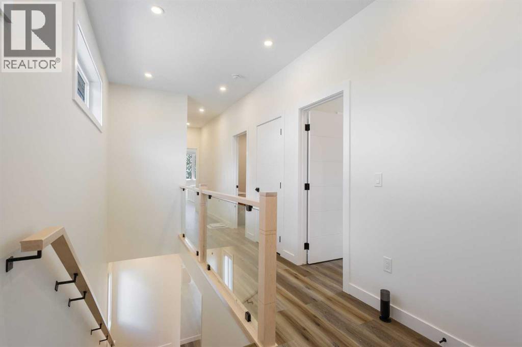 2424 25 Avenue Nw Property Photo 13