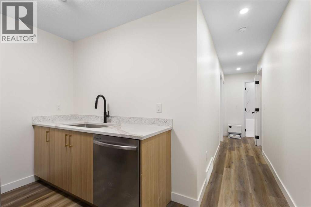 2424 25 Avenue Nw Property Photo 30