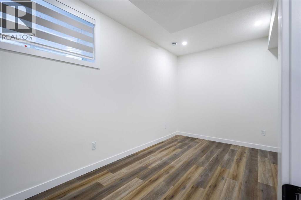 2424 25 Avenue Nw Property Photo 35