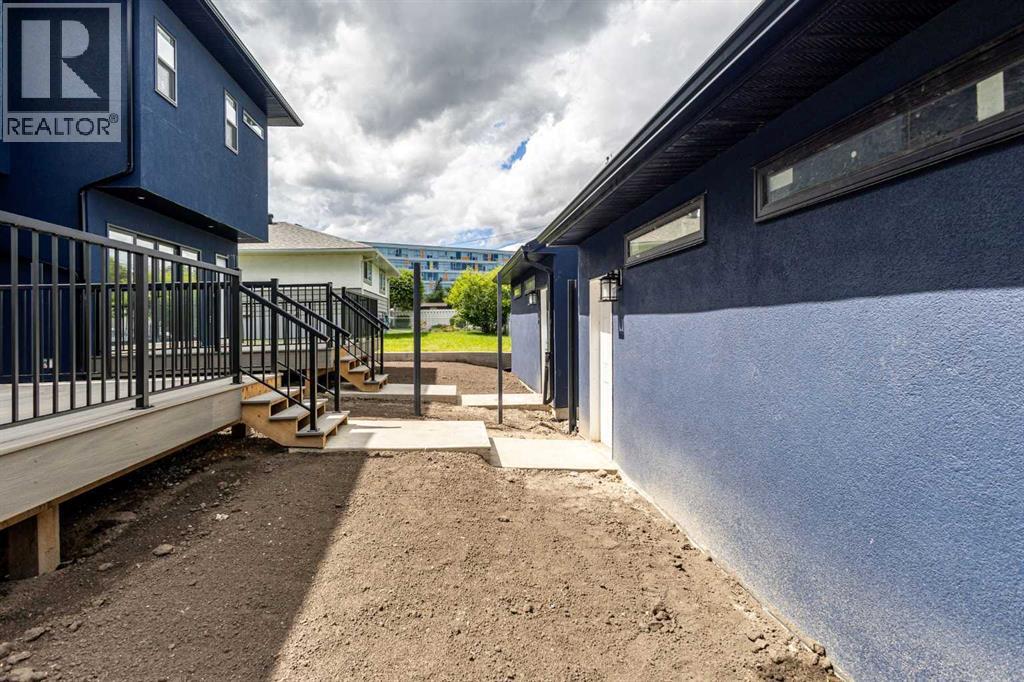 2424 25 Avenue Nw Property Photo 44