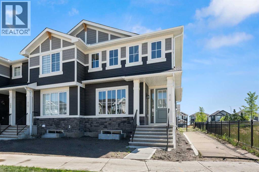416 Sora Boulevard SE Property Photo 1