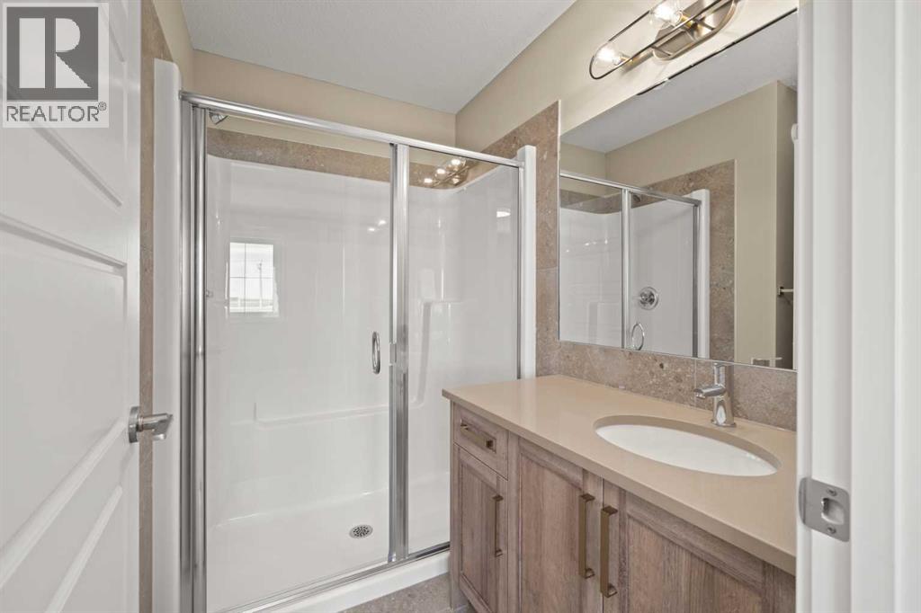 676 Sora Boulevard Se Property Photo 8