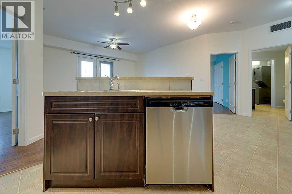 5040 53 Street Property Photo 9