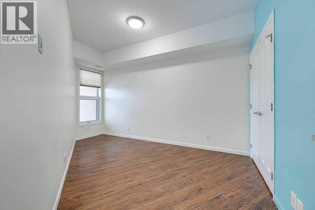 5040 53 Street Property Photo 16