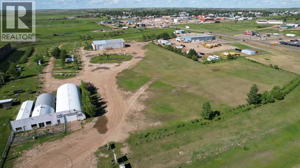 700 9 Highway Property Photo 2
