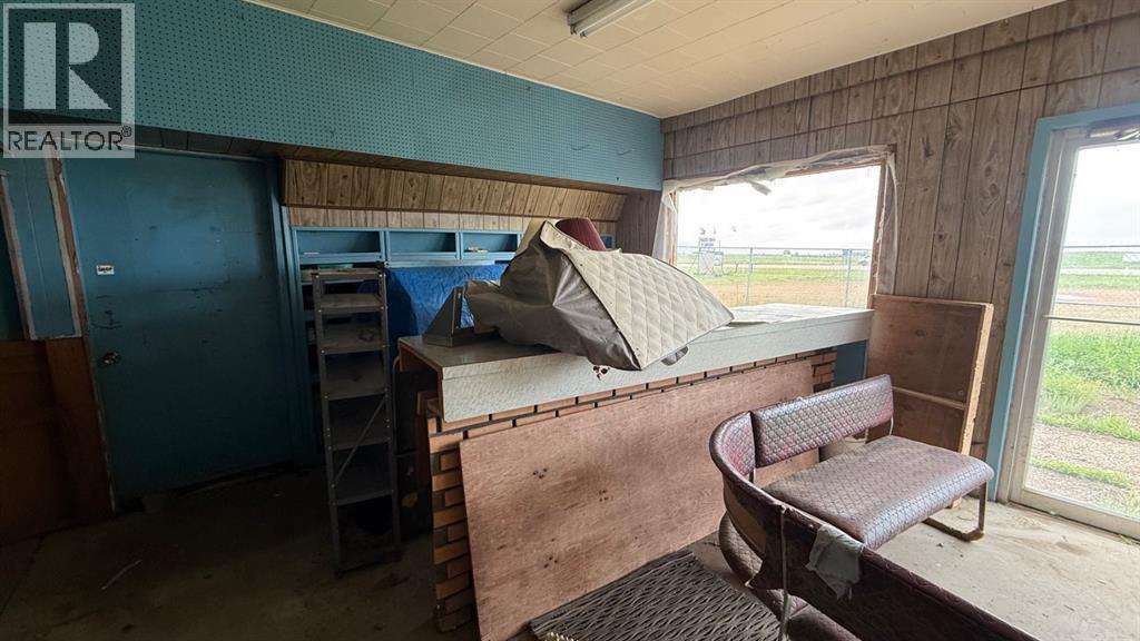 700 9 Highway Property Photo 25