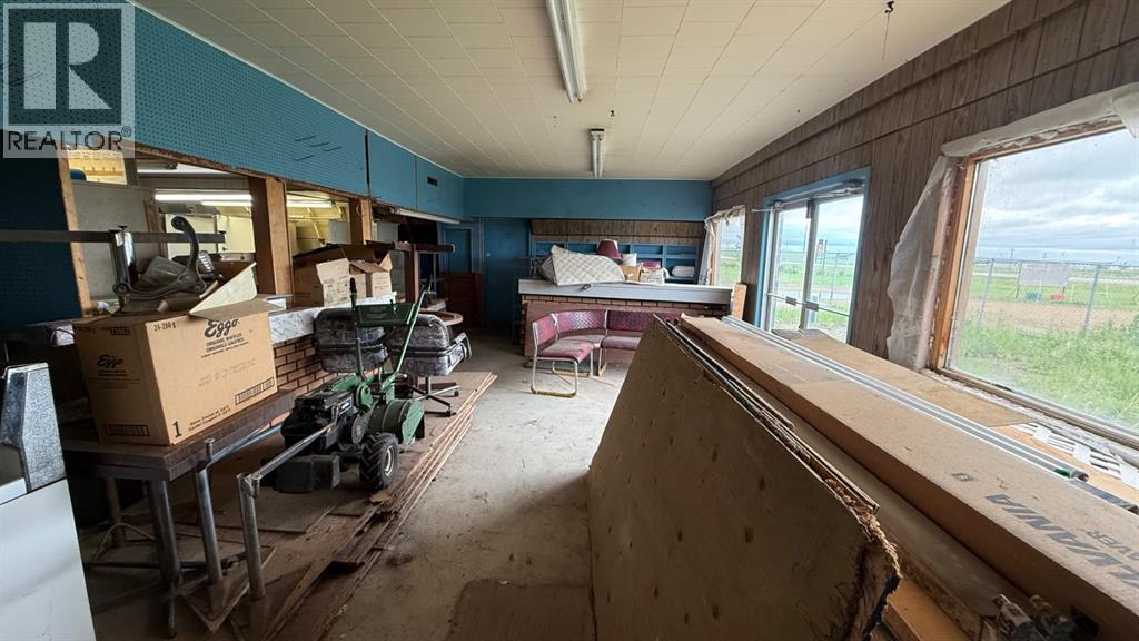 700 9 Highway Property Photo 35