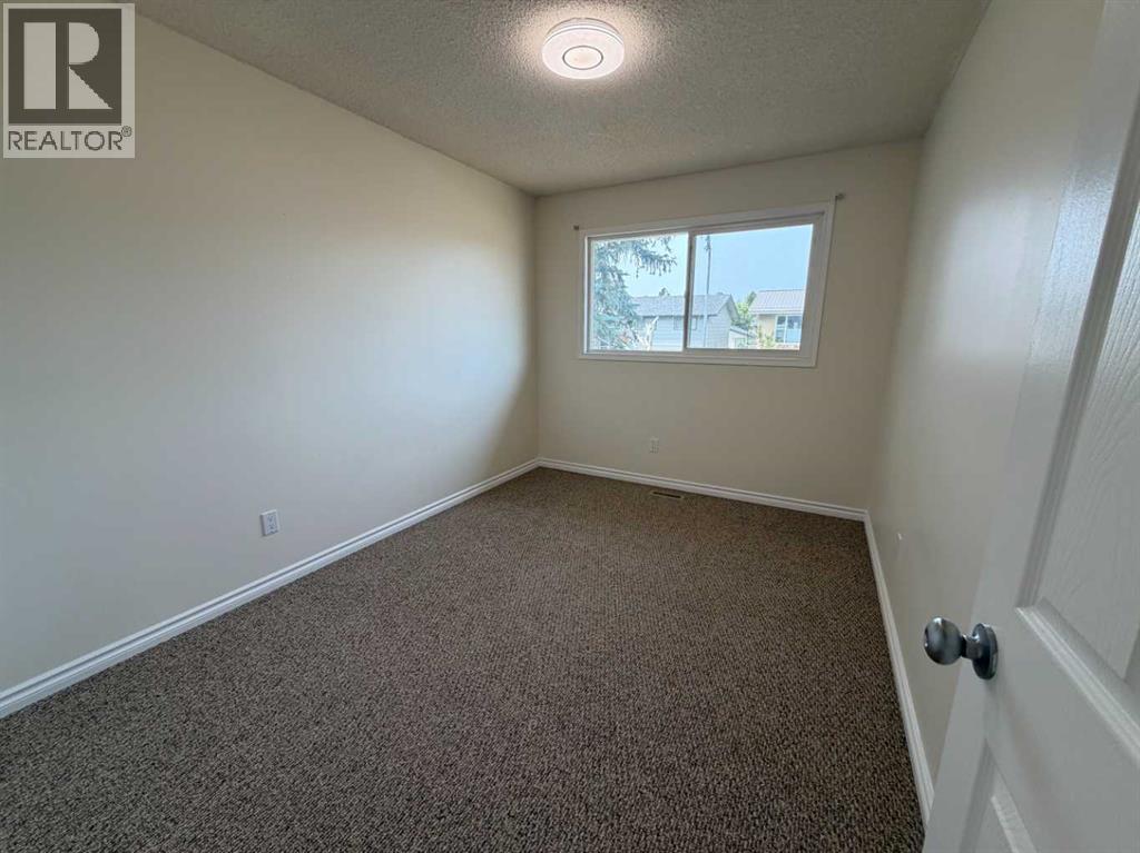 99 Mcnab Park Street E Property Photo 25