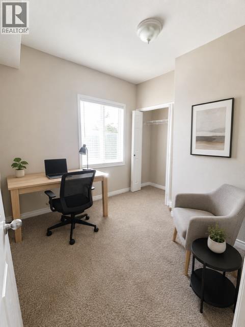 5032 51 A Street Property Photo 5