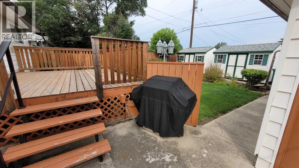 2435 7 Avenue N Property Photo 5