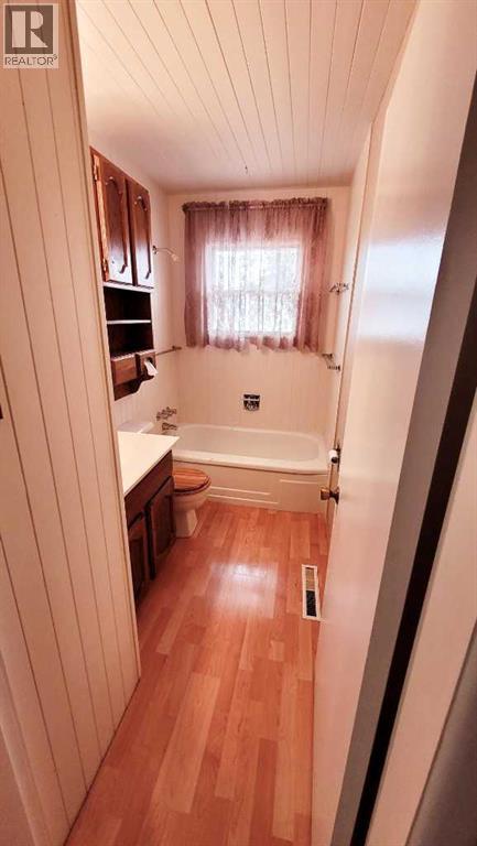 2435 7 Avenue N Property Photo 10