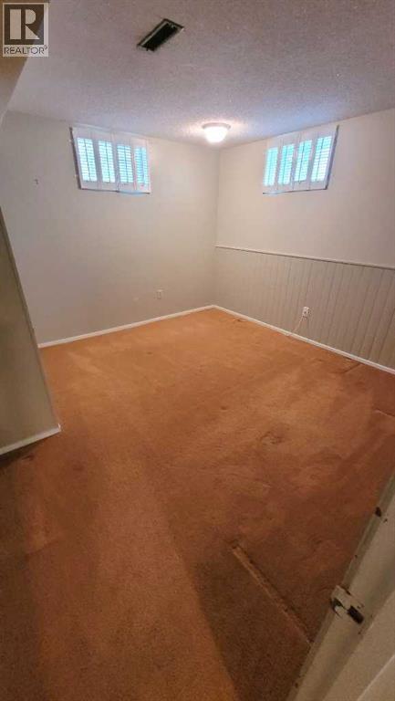2435 7 Avenue N Property Photo 17