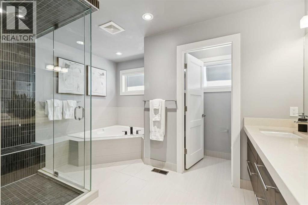1711 27 Street Sw Property Photo 23